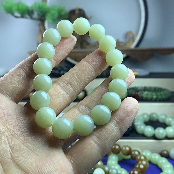 和田玉未镶嵌手串