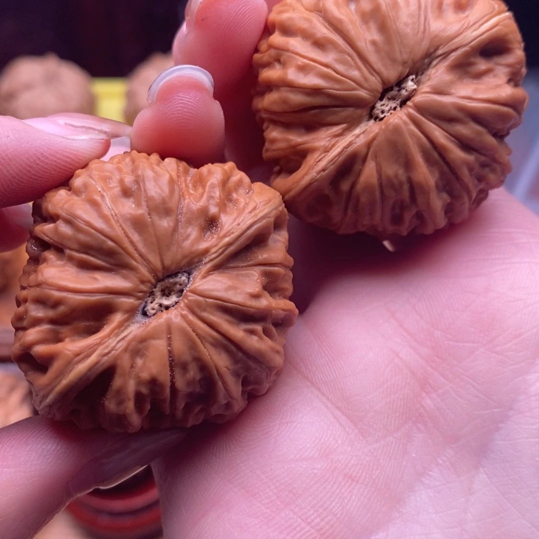 文玩核桃把件40铁锤