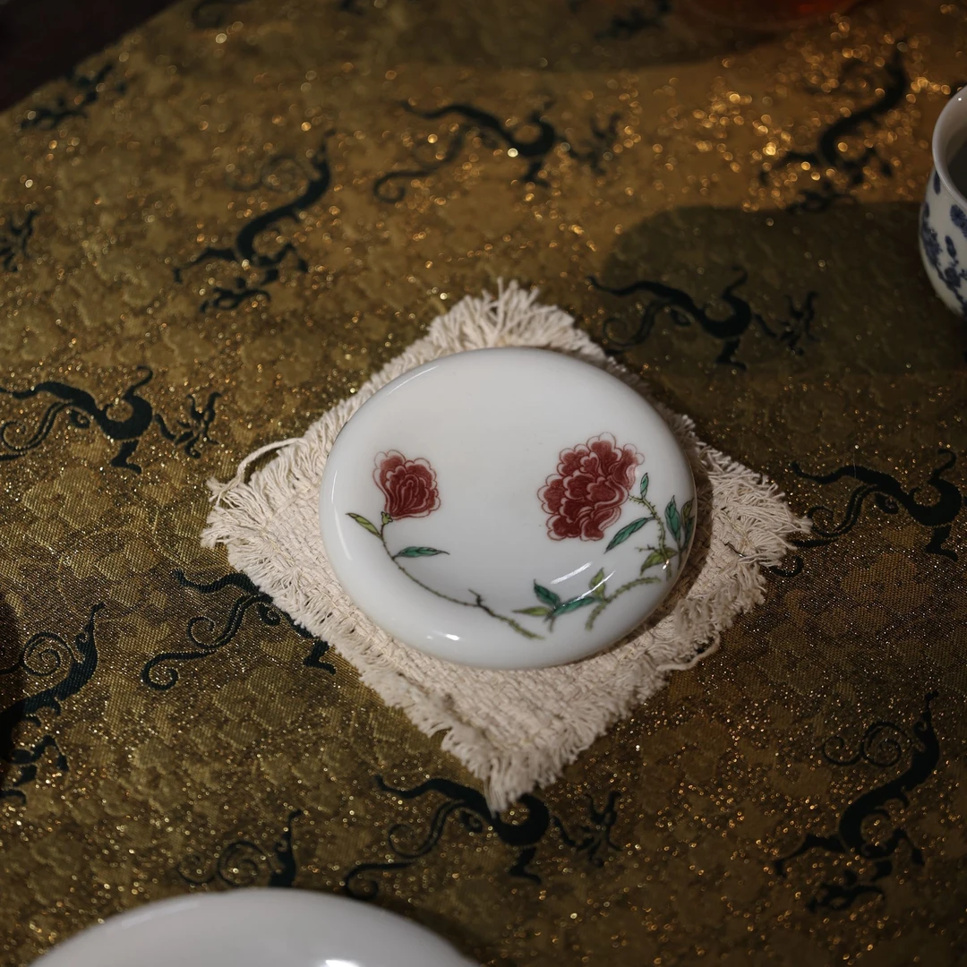 【悦生活】釉里红-勤义堂-粉彩蔷薇盖置（qyt00748）