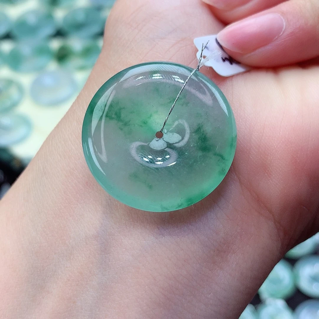 翡翠颈饰未镶嵌70尺寸28.3-6.0