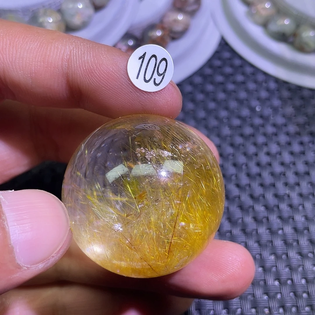 贝***a吊坠(不含链)未镶嵌水晶