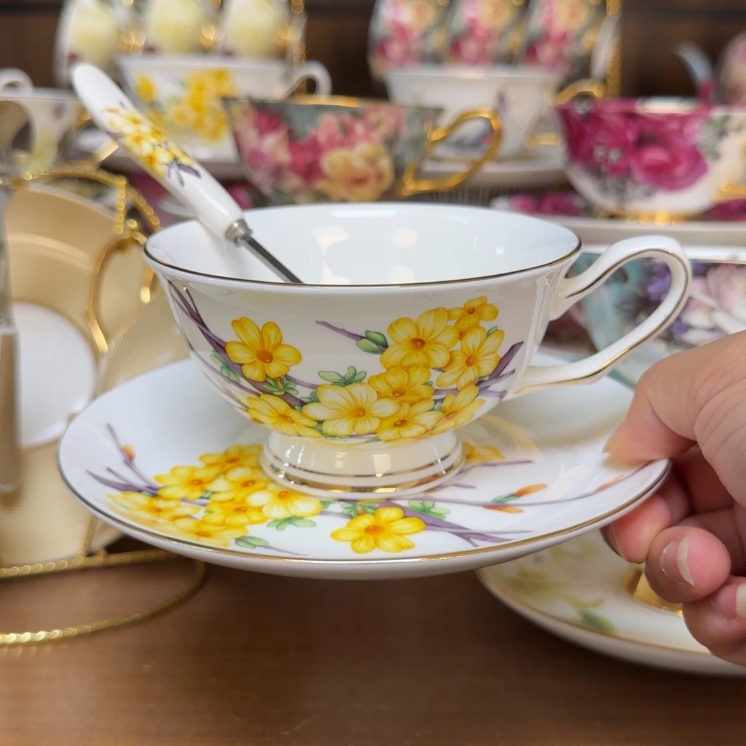 45%以上骨粉骨瓷黄色一杯一碟一勺快递装（拍两套送杯架）