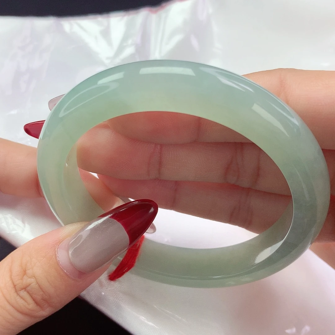 【闪购商品】翡翠手镯未镶嵌a 063000