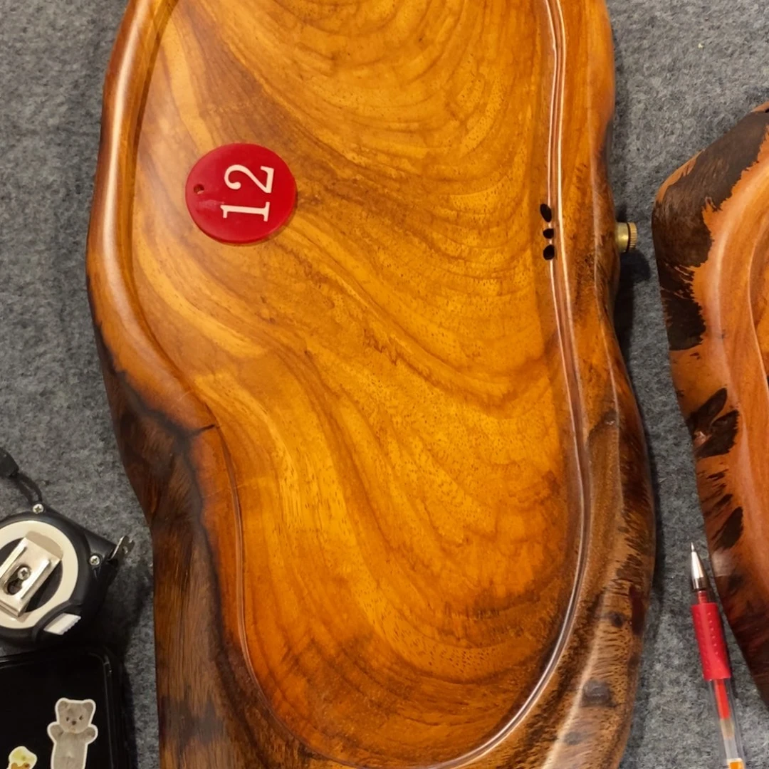 回***岸老挝花梨木随形茶盘