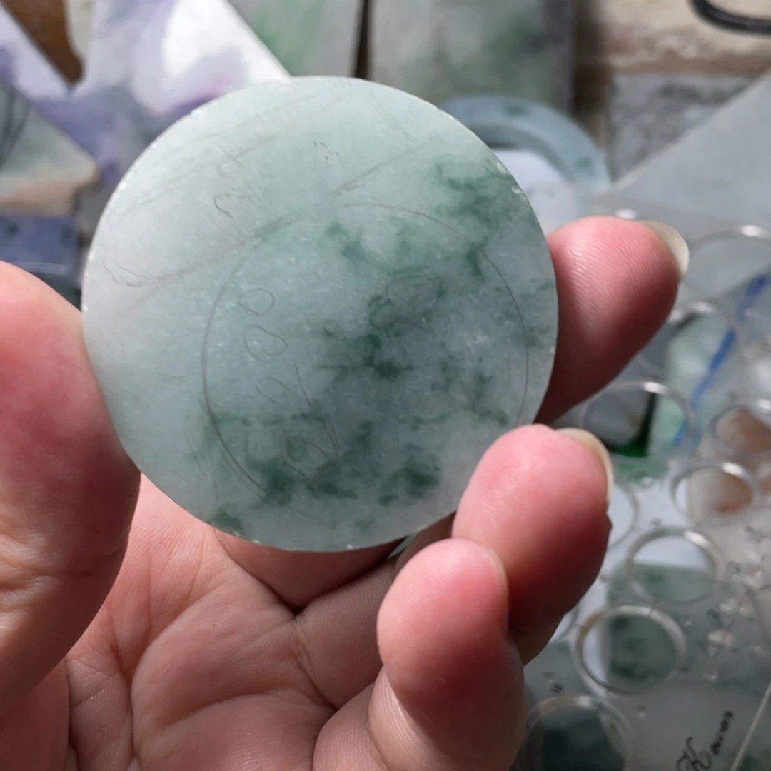 世***吗定制翡翠未镶嵌