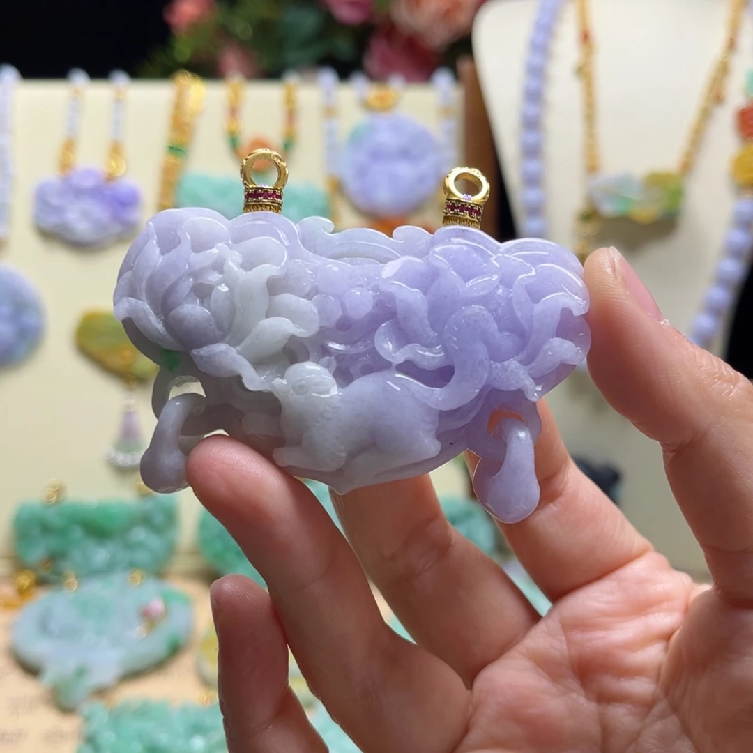 翡翠颈饰未镶嵌紫翡