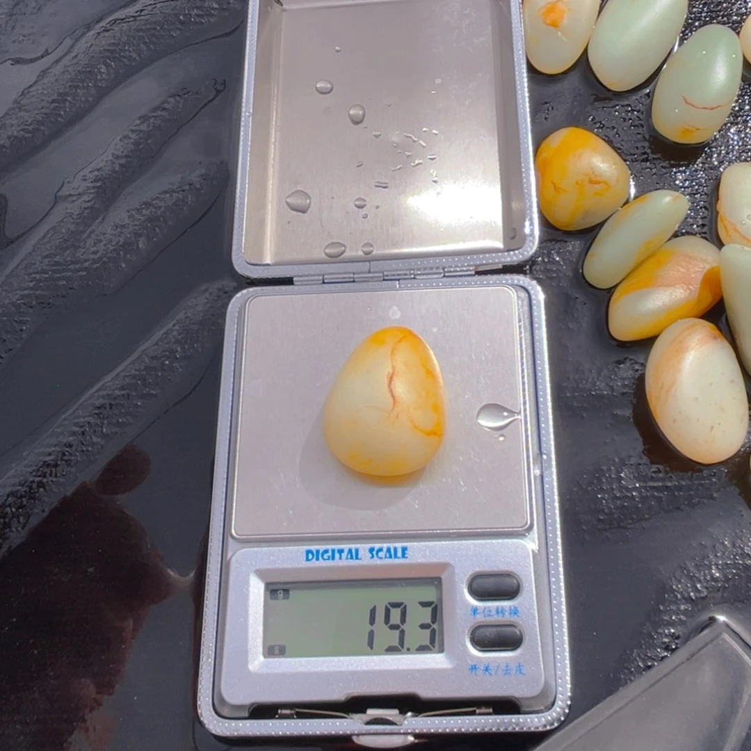 和田玉未镶嵌珠宝奇石