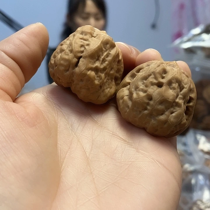 把件文玩核桃35红皮蛤蟆头