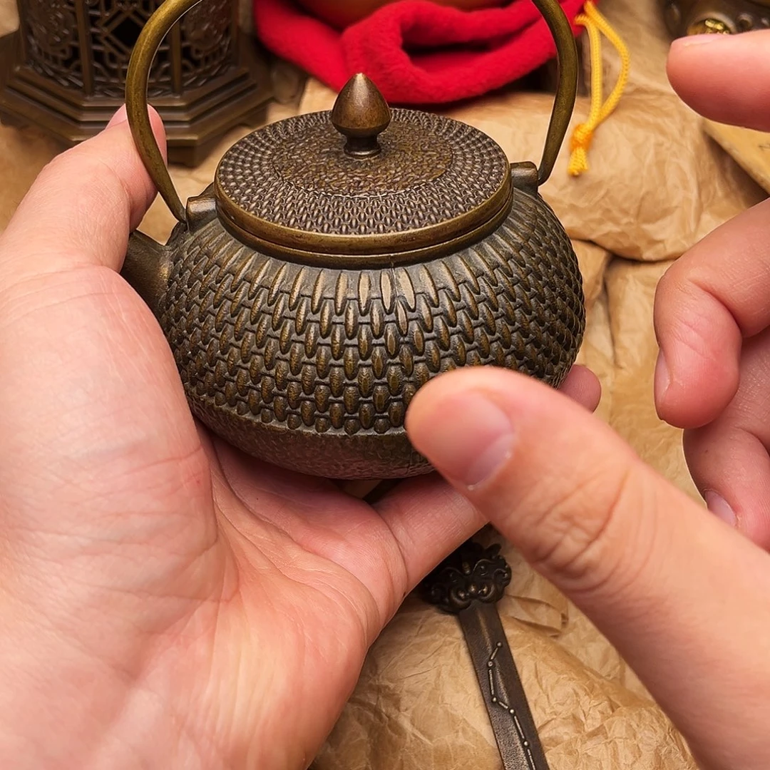 精美铜器批发档口