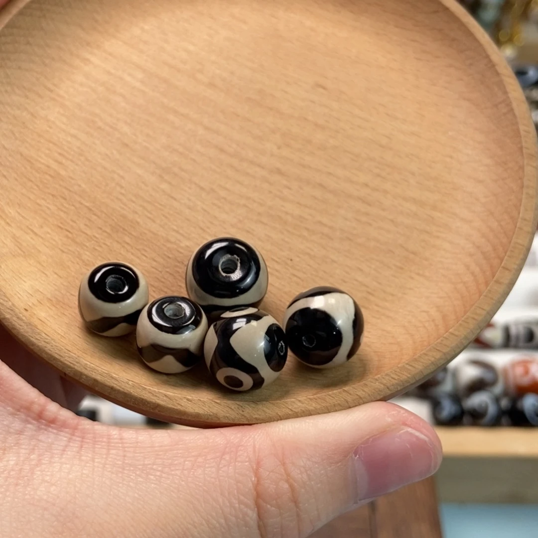 玛瑙/玉髓散珠未镶嵌从**帅