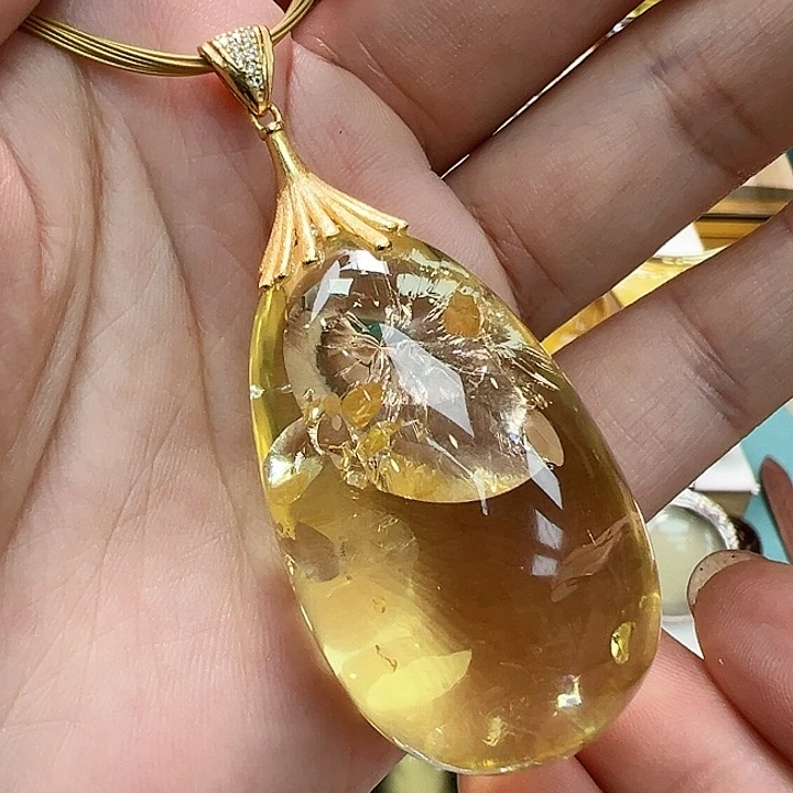 颈饰未镶嵌南红玛瑙