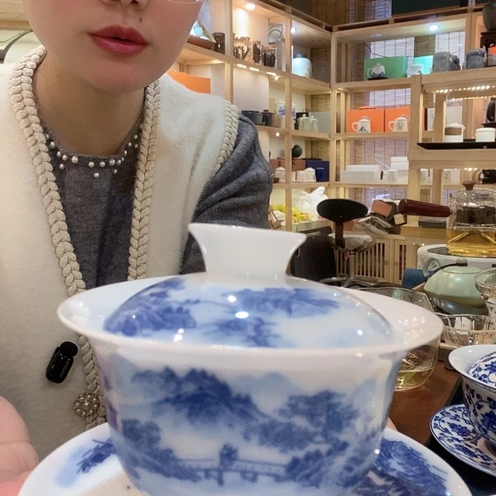 冰种羊脂白玉盖碗瓷器