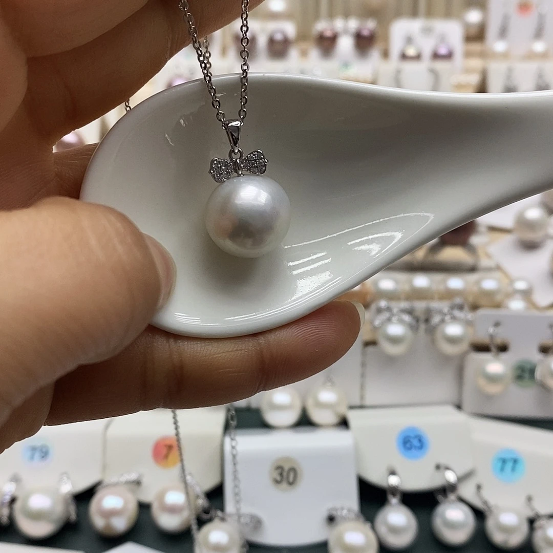 淡水珍珠颈饰银S925镶嵌