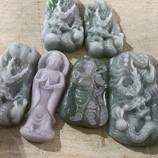 未镶嵌定制翡翠牌子