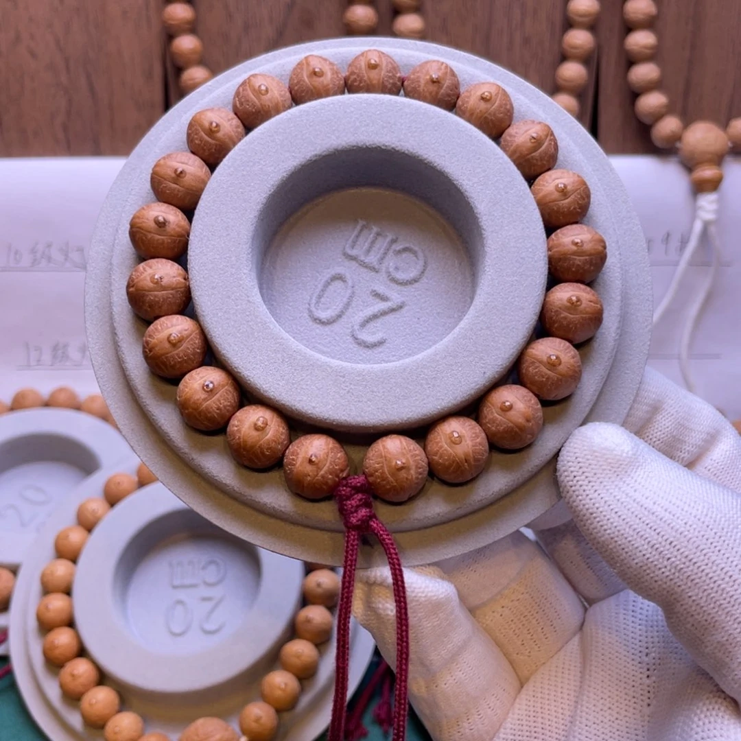 1***3凤眼菩提吊坠11mm到11.4mm精品红油皮实心