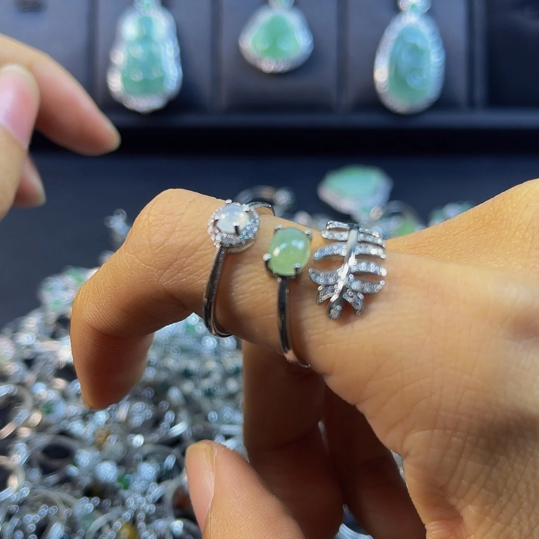 银S925镶嵌戒指翡翠