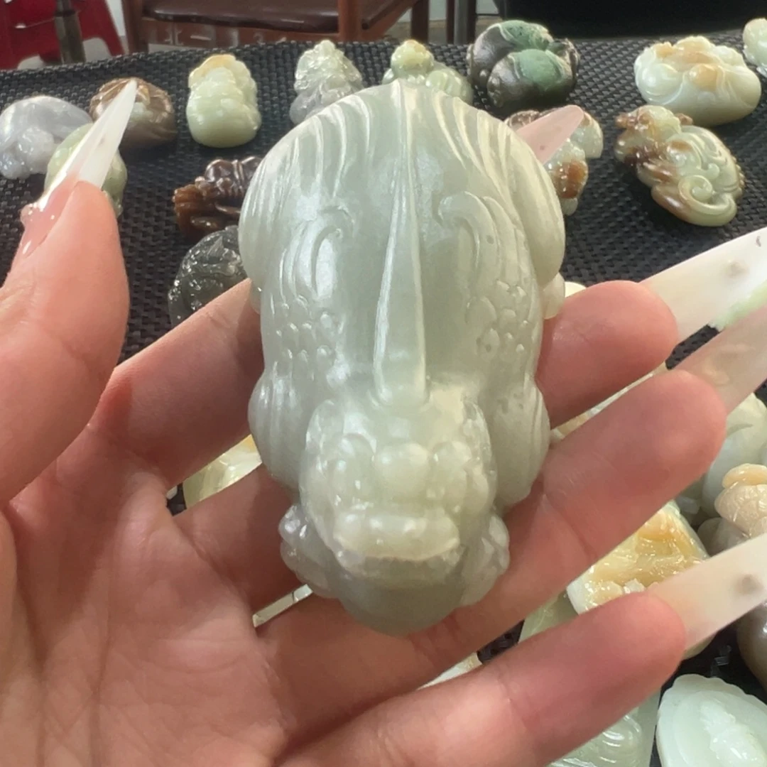 和田玉（糖玉）未镶嵌颈饰