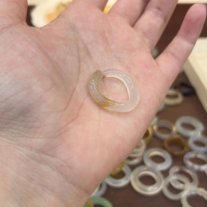 玛瑙/玉髓合金戒指44港17