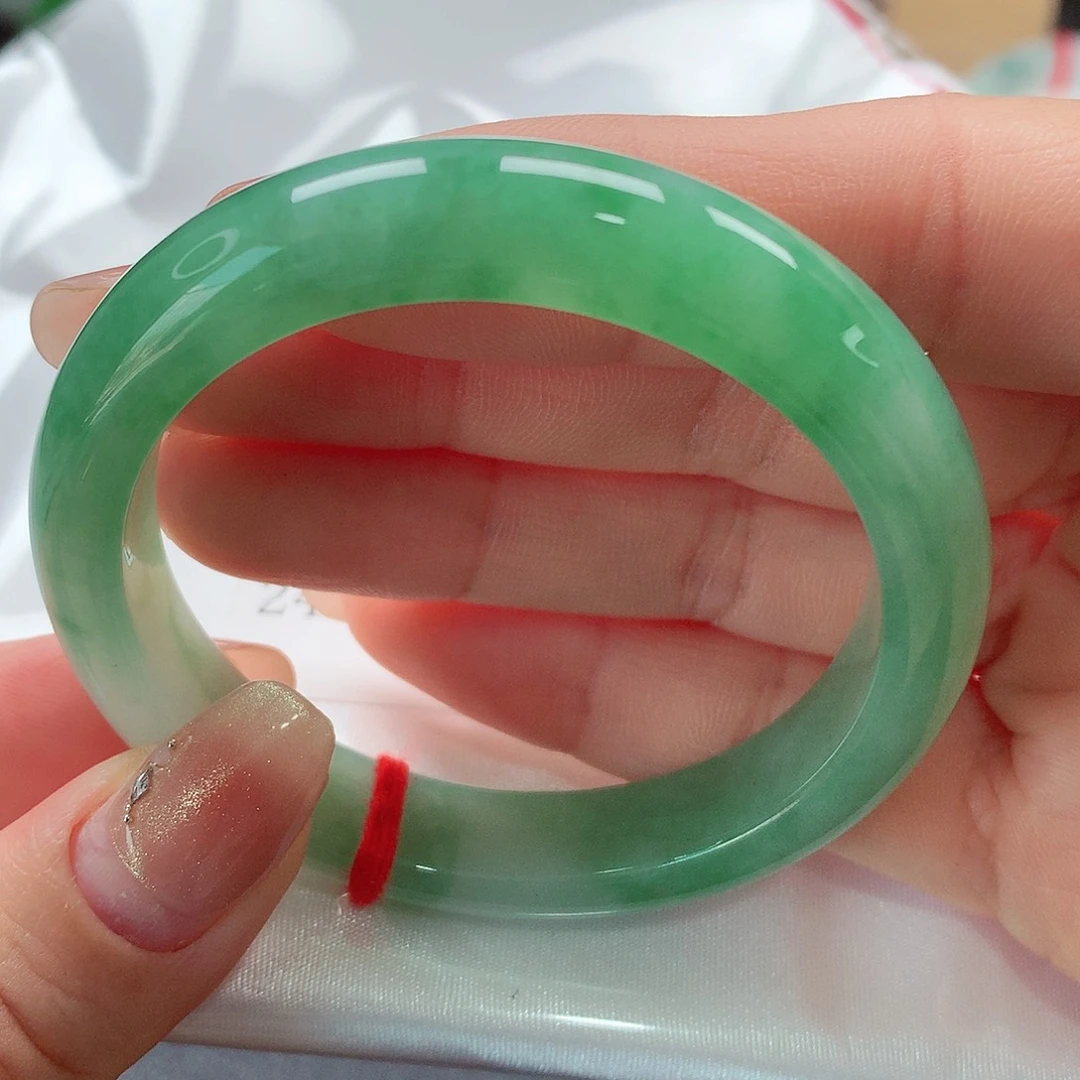 未镶嵌手镯翡翠满绿完美，91号