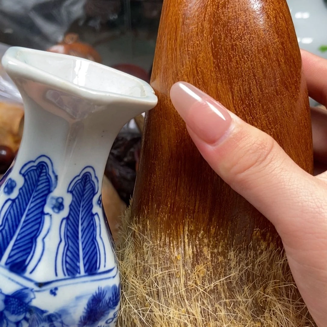 主播节目主持人和主持人的工作