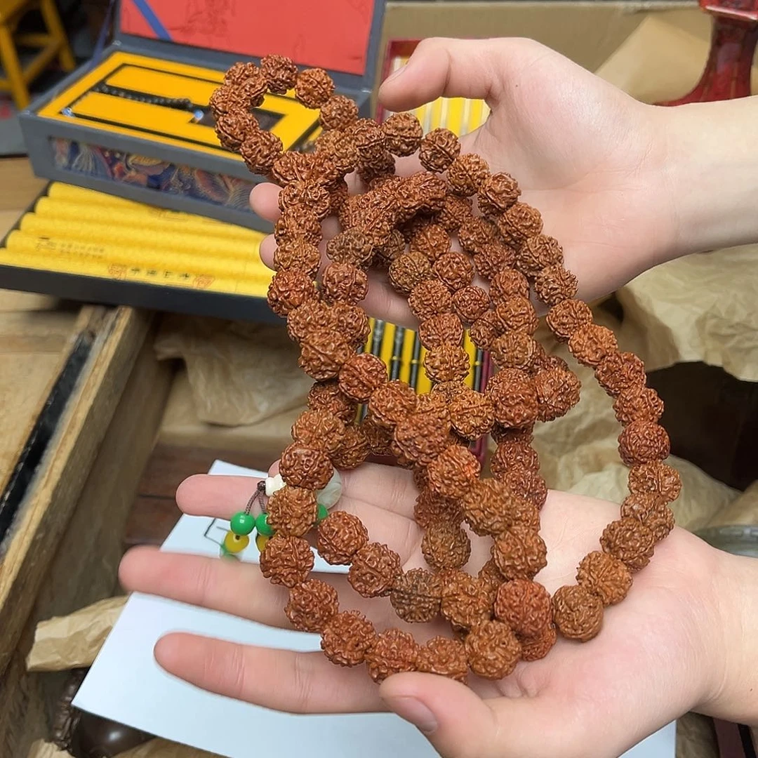 大叶紫檀（黑酸枝木类）