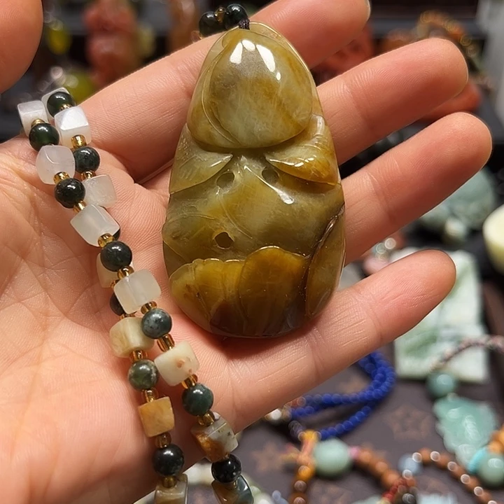 岫玉未镶嵌吊坠，挂件，