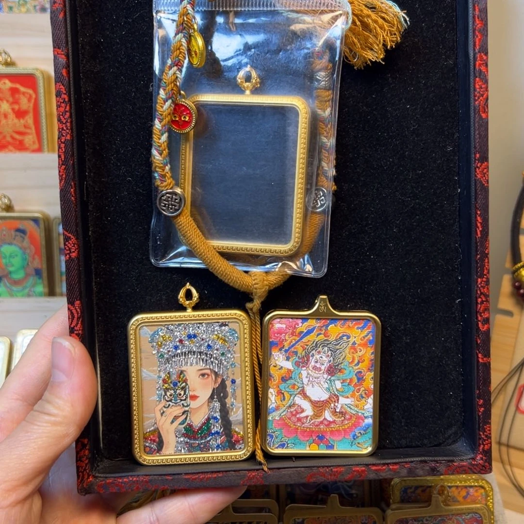 吊坠小****滴扎基拉姆不动明王双面铜壳