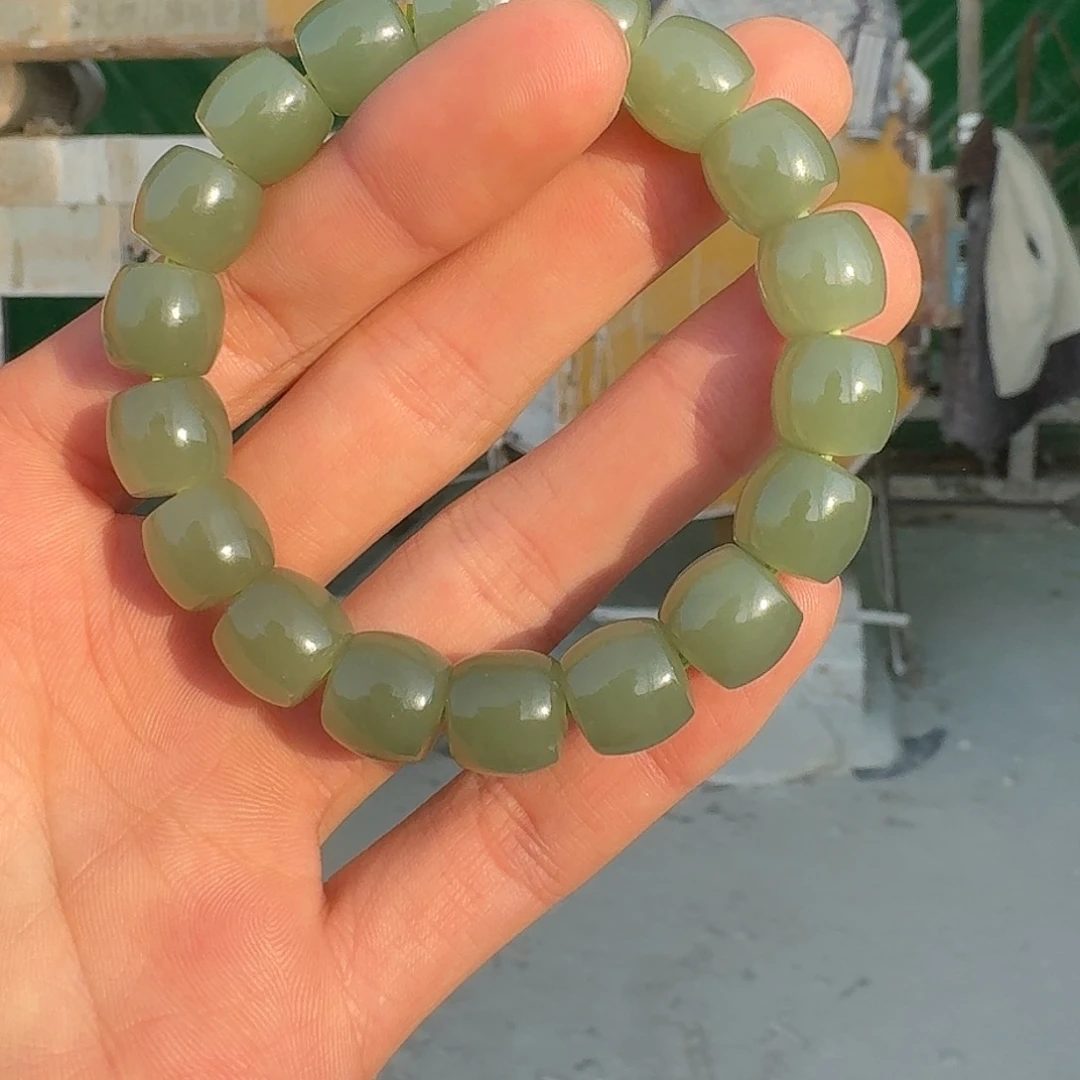 和田玉手串未镶嵌