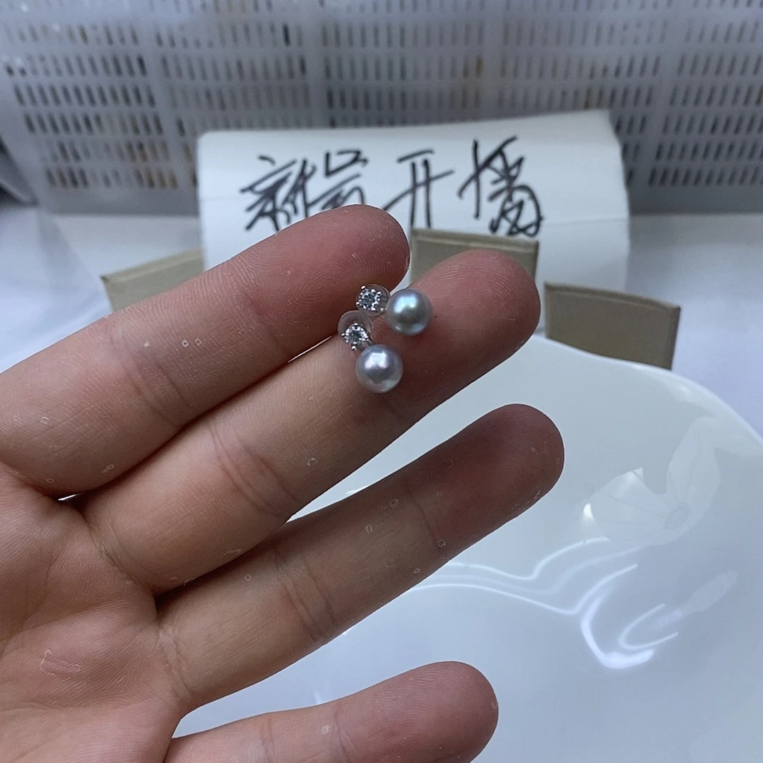银S925镶嵌海水珍珠耳饰