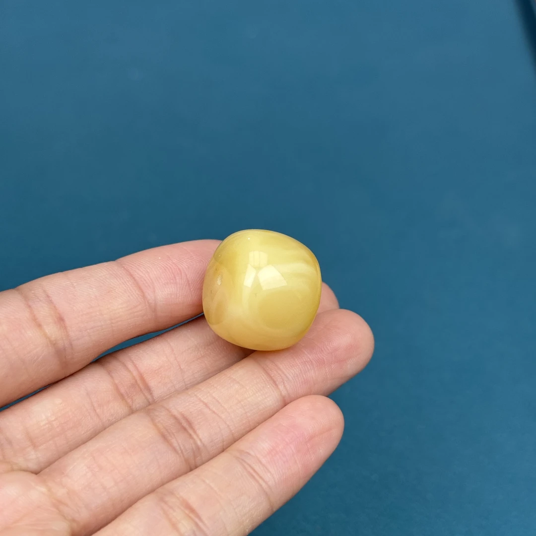 M4270天然原矿蜜蜡 鸡油黄墩子 20*15.7mm 抖音基地质检发货