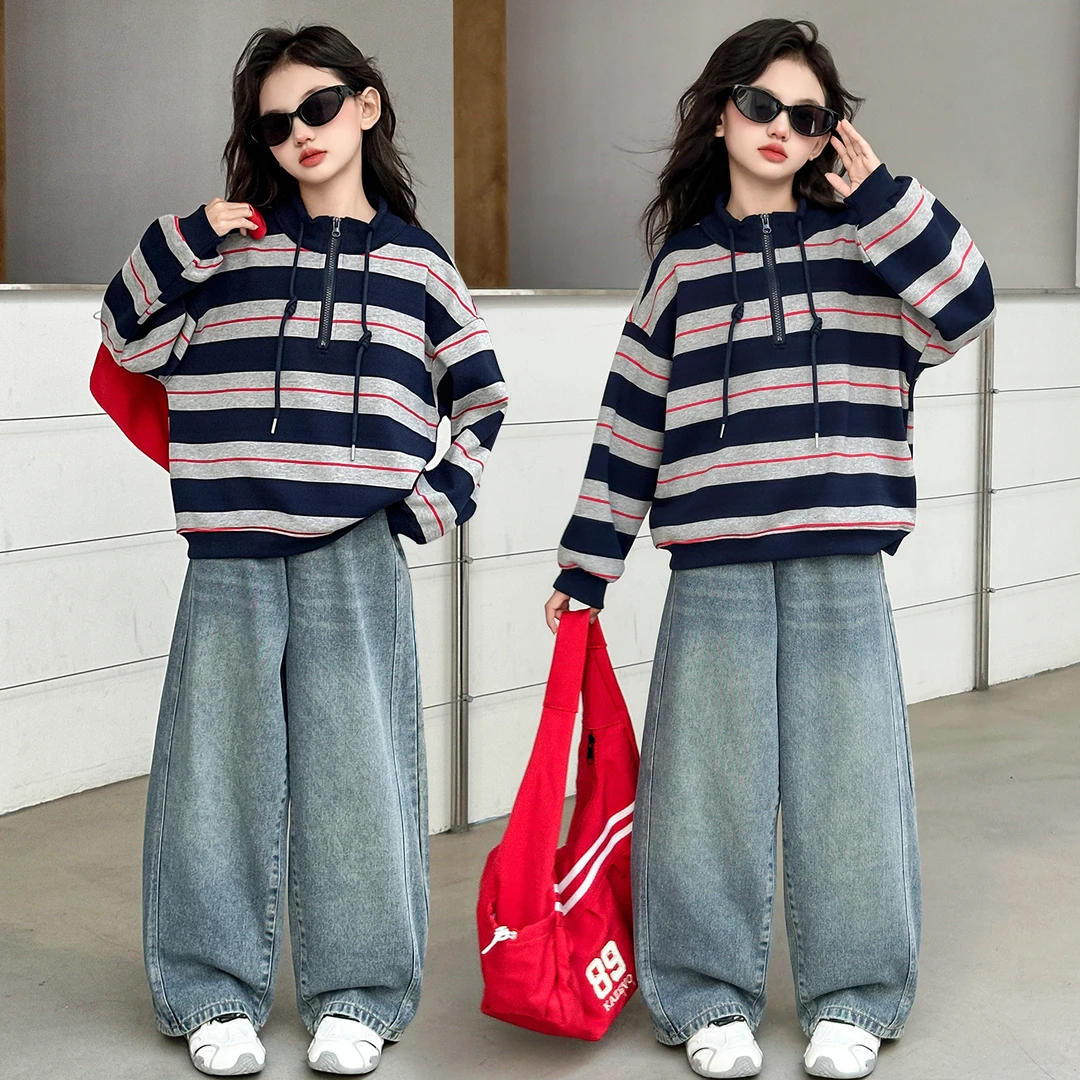 女童春秋款休闲潮款2025年款衣服中大童网红洋气卫衣牛仔裤两件套