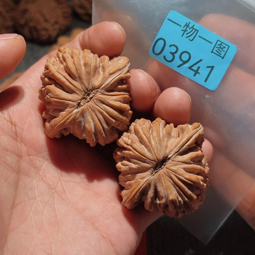 文玩核桃把件蓟县楼