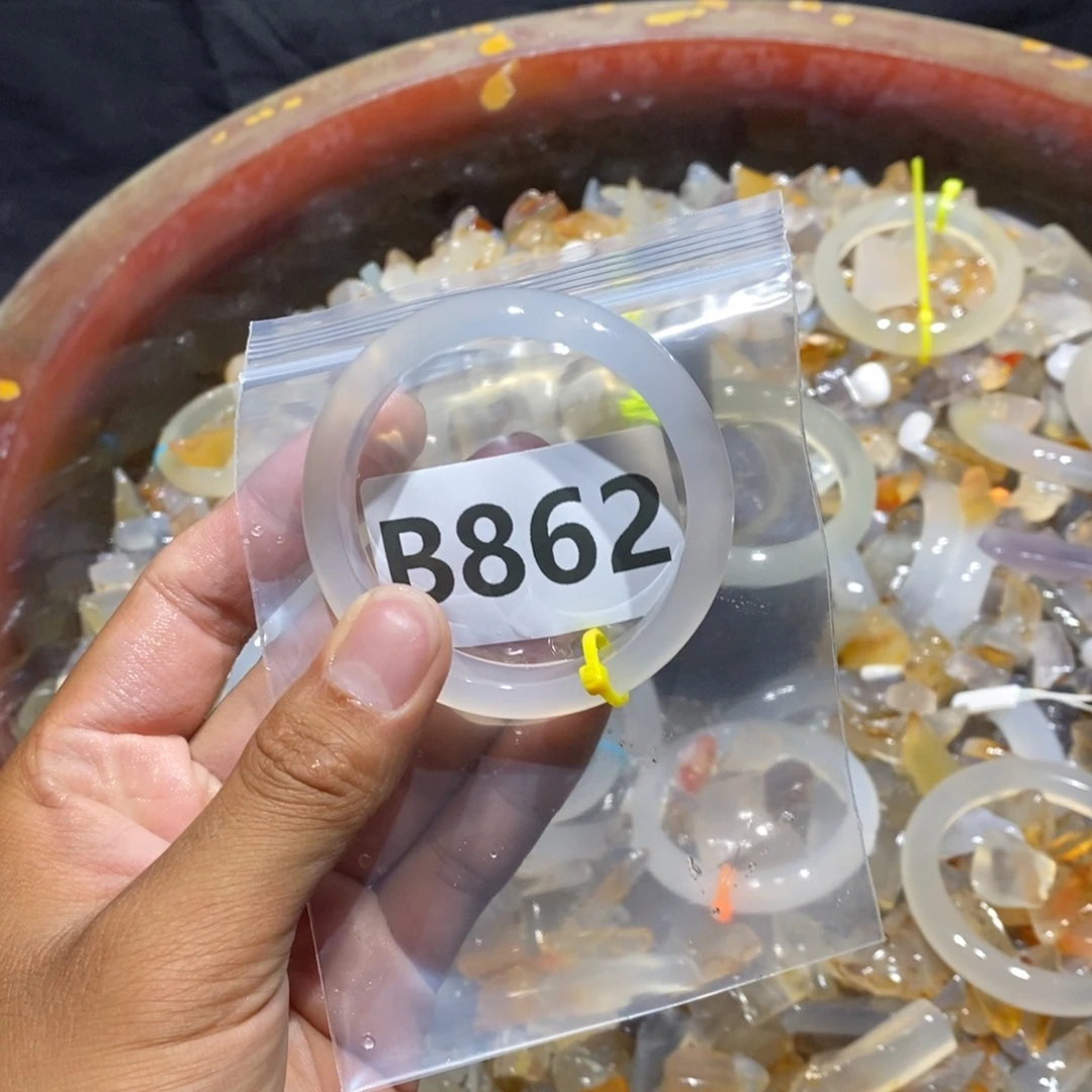 *****玛瑙/玉髓未镶嵌手镯