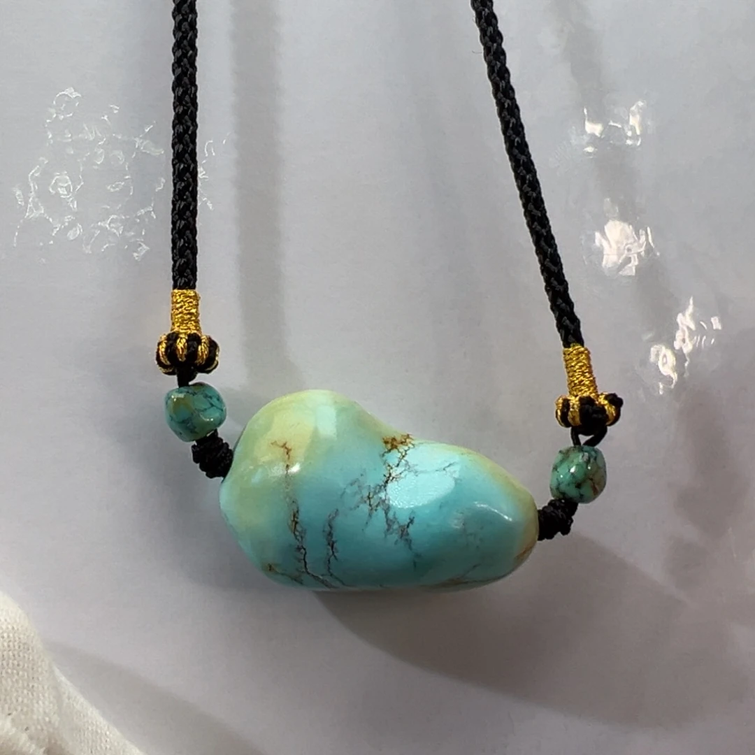 绿松石未镶嵌挂件