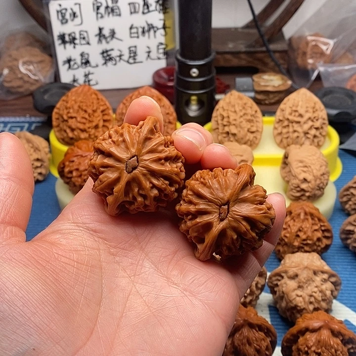 激***乐吊坠文玩核桃宫灯