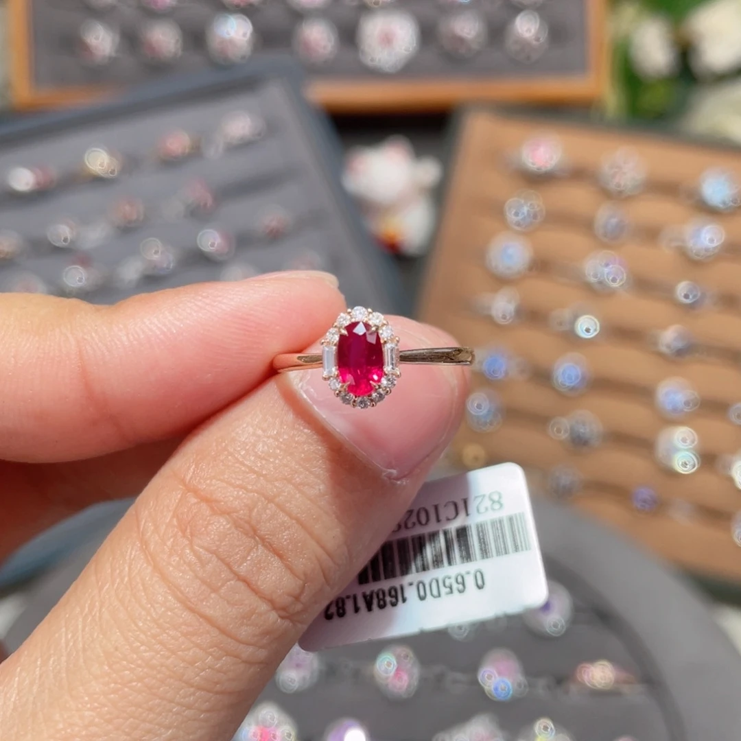 红宝石戒指18K金镶嵌0.65ct 无烧鸽血