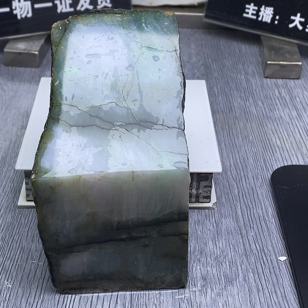 定制翡翠未镶嵌翡翠定制