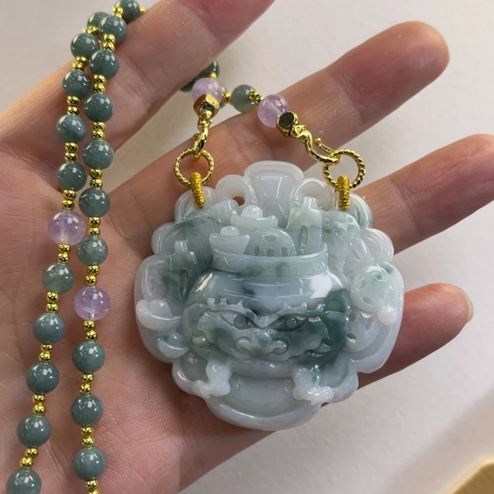 翡翠吊坠(赠链)未镶嵌代编织