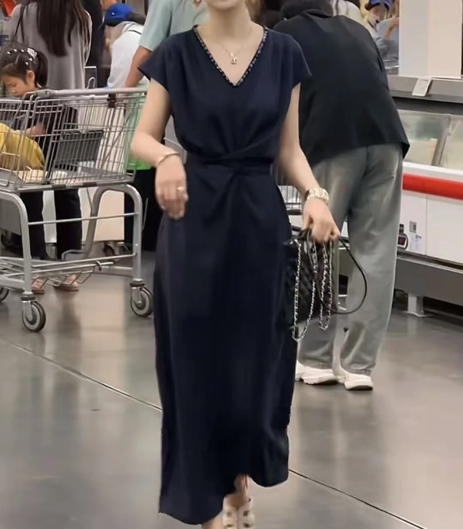 夏季新款收腰显瘦时尚休闲宽松V领中长款连衣裙