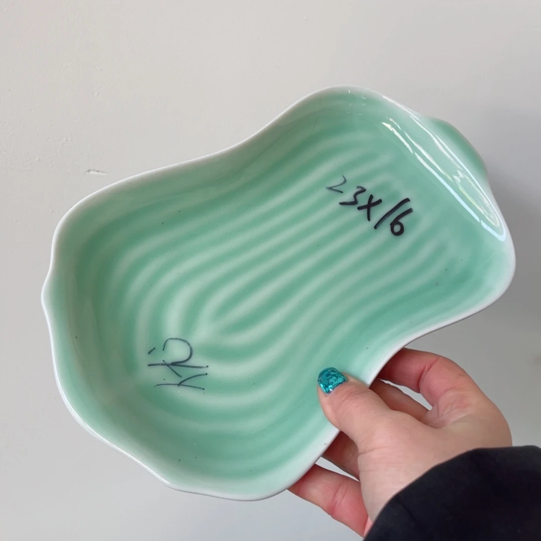 瓷片哈哈哈哈哈哈哈哈哈哈哈