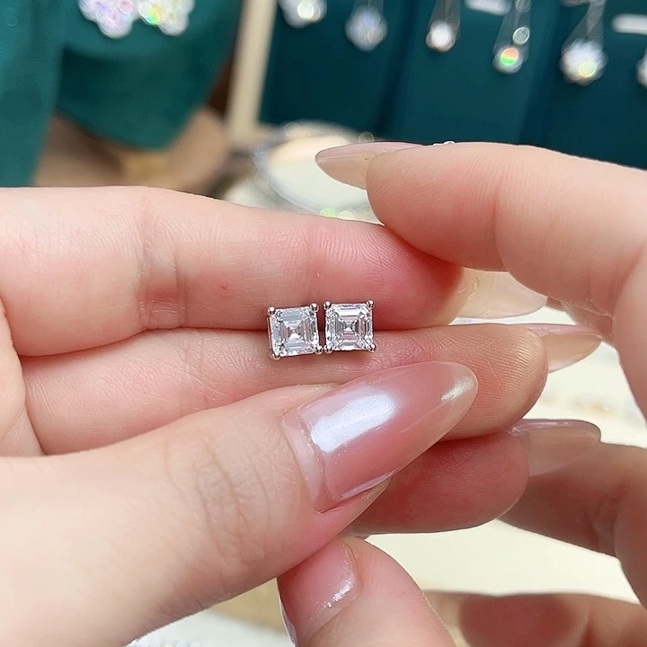 实验室培育钻石铂Pt950镶嵌阿斯切单颗一克拉耳钉