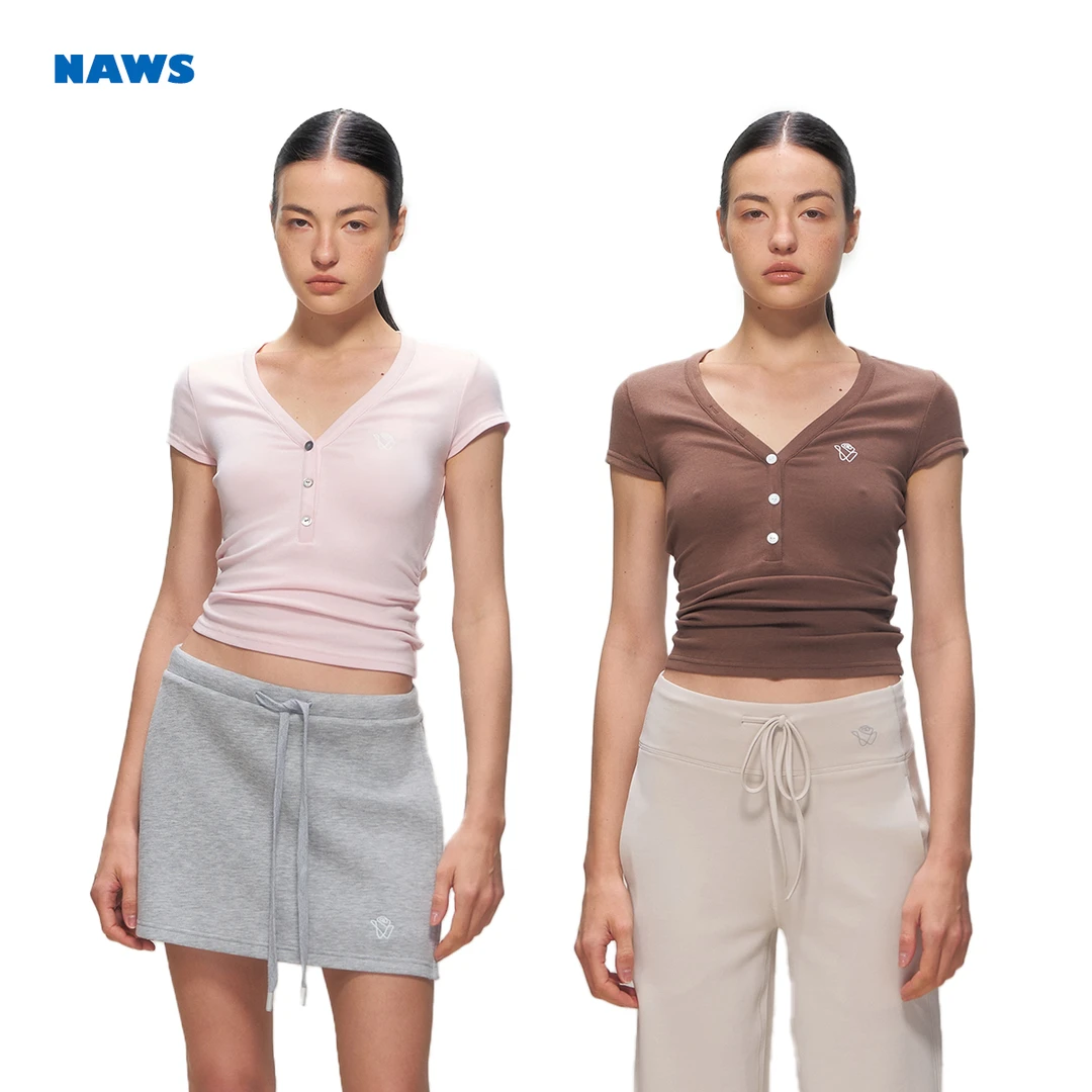 NAWS 【抖音专属】呼吸TEE【云端系列】经典V领排扣收腰修身上衣T恤女