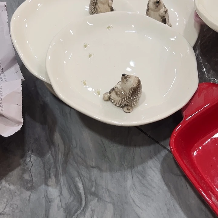 女***王满9.9包邮 微瑕陶瓷