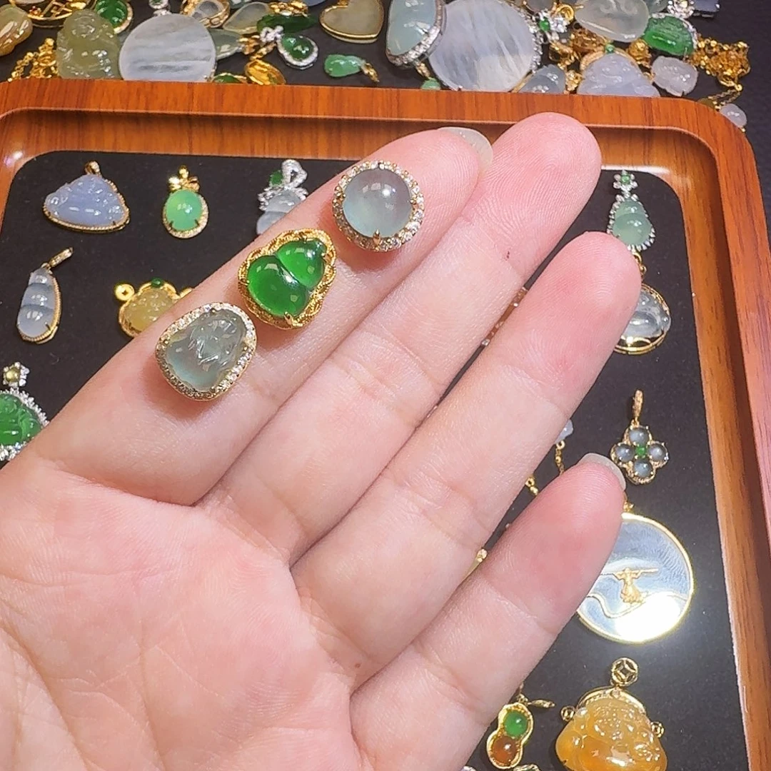 周***奶颈饰银S925镶嵌翡翠天然a货翡翠