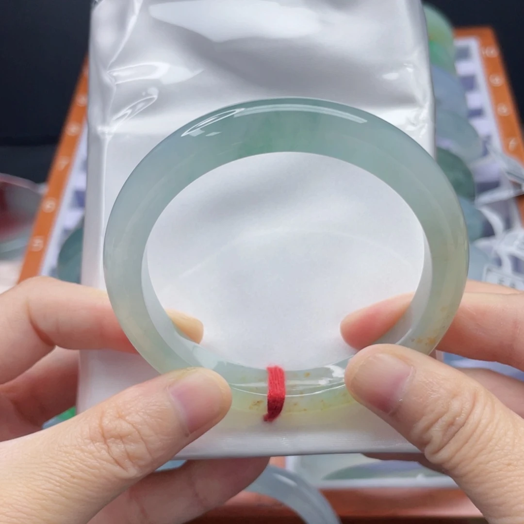 翡翠手镯未镶嵌55冰晴绿