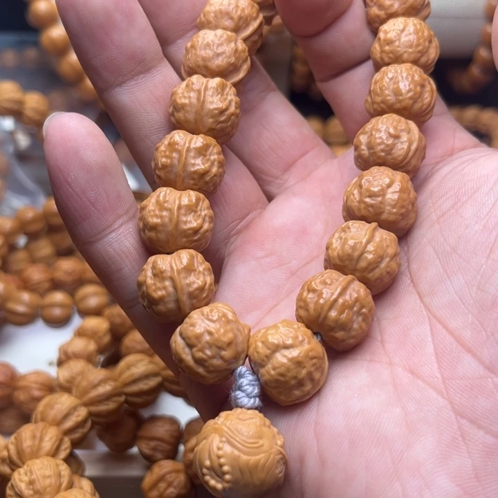 猴头核桃手串C*.手持蟾宗15.8