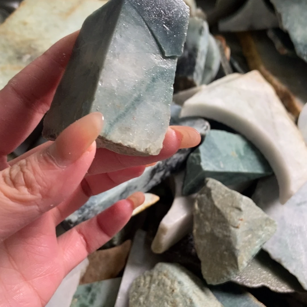 翡翠未镶嵌挂件天然翡翠