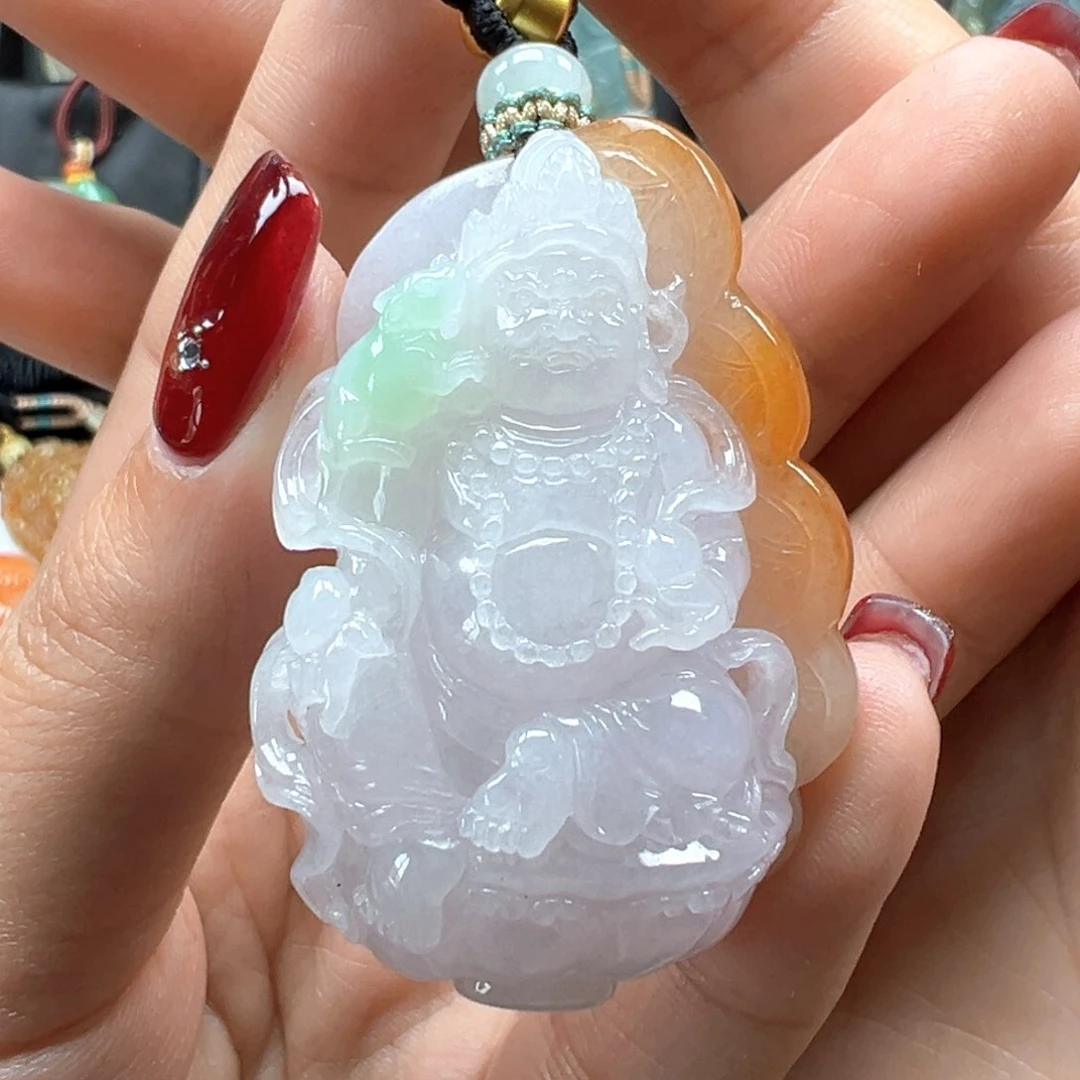 翡翠颈饰未镶嵌黄财爷