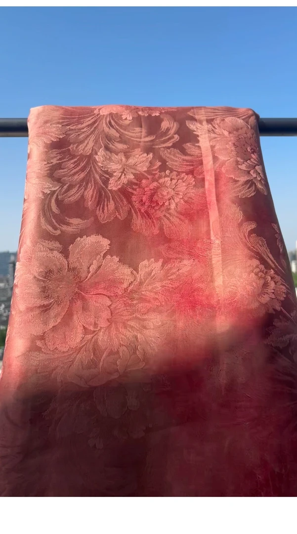 【粉晕染】28姆米花萝红云纱158/米现货发（无退换）