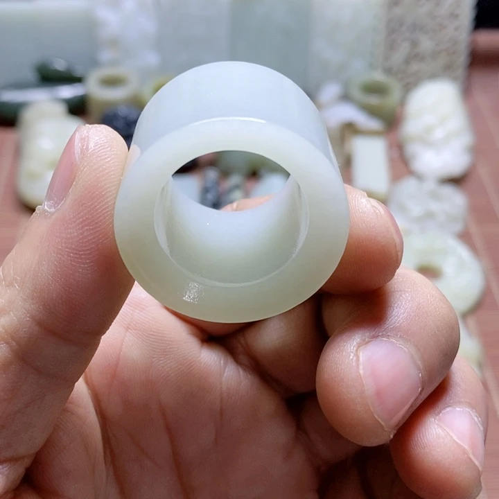 和田玉颈饰未镶嵌用****4